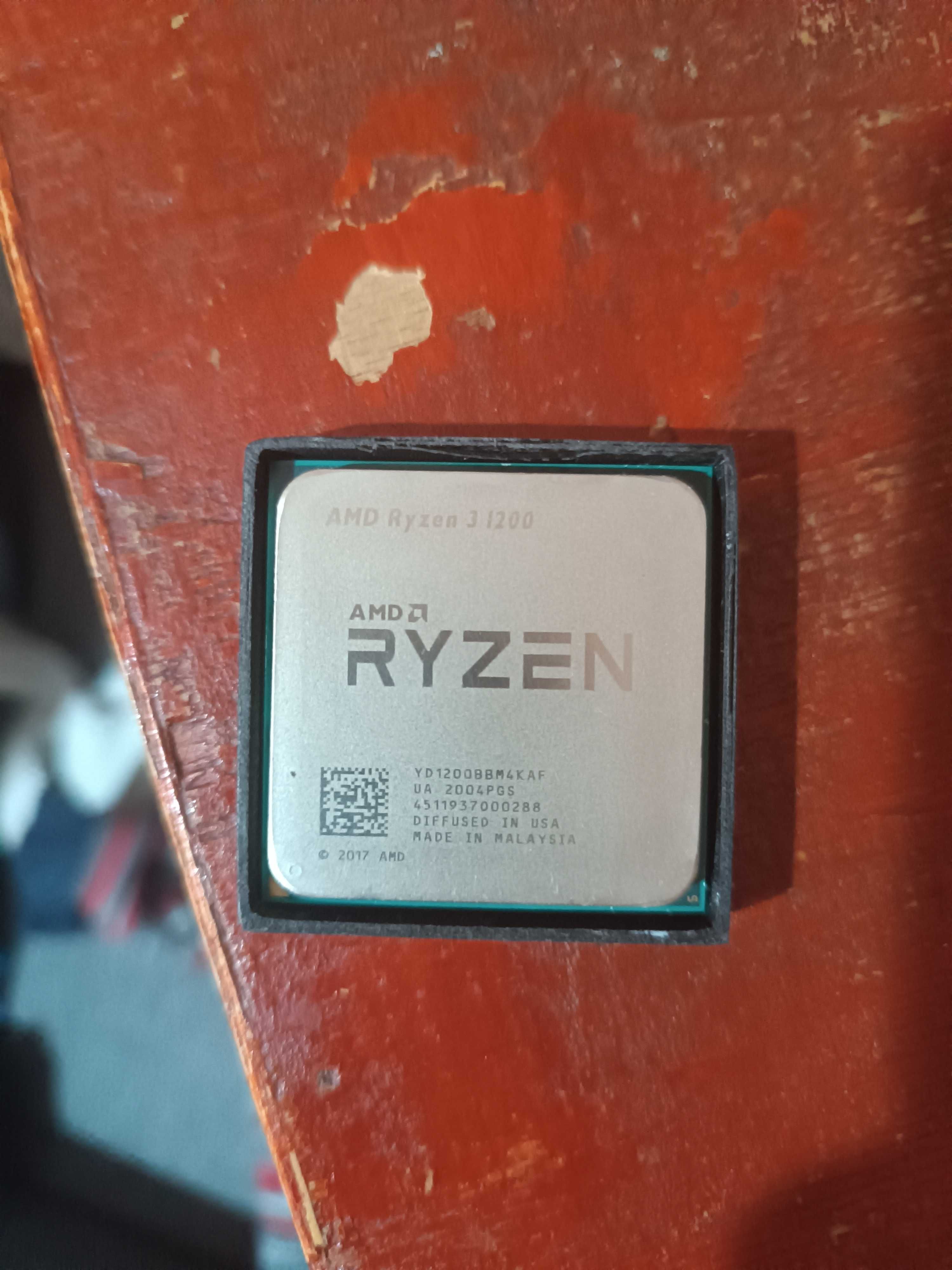 Процесор AMD RYZEN 3 1200