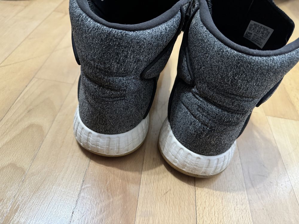 Adidas tubular gri