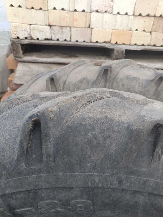 Гуми за трактори