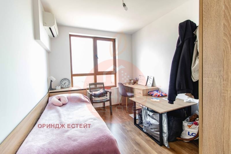 Продава се Тристаен апартамент в София, Левски - 197 кв.м за 1270 €/кв.м - Снимка #5