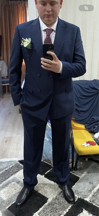 Костюм тройка новый