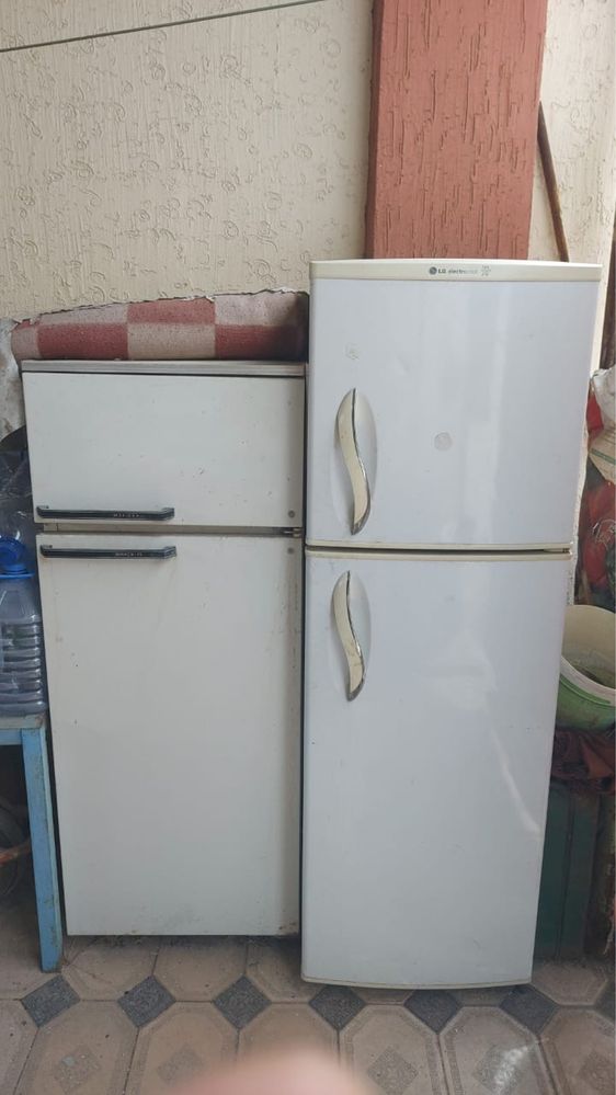 Два холодильника за 15 тыс