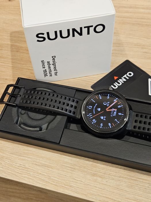 Suunto Race All Black