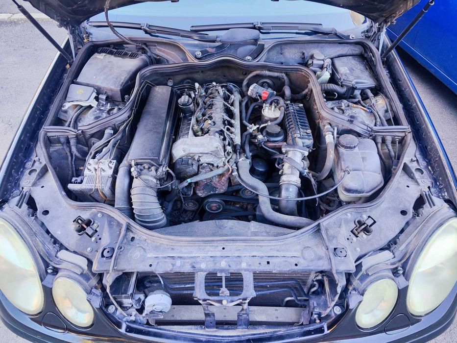 Mercedes E220 2.2CDI, НА ЧАСТИ