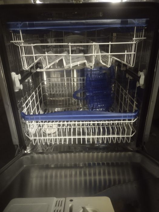 Посуда мойка Аристон