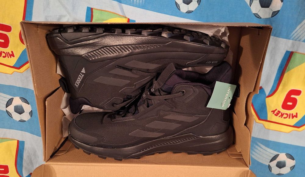 кроссовки обувь   adidas  terrex