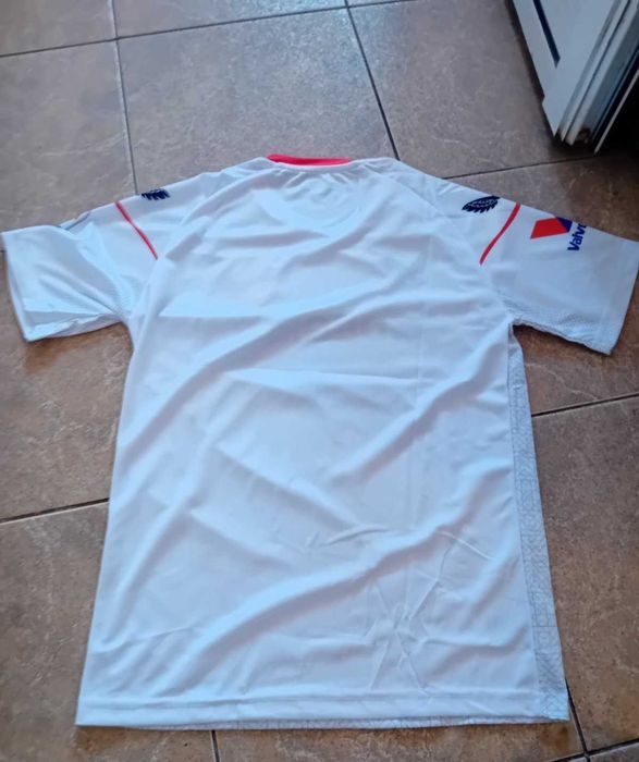 Чисто нов оригинален екип на Севиля