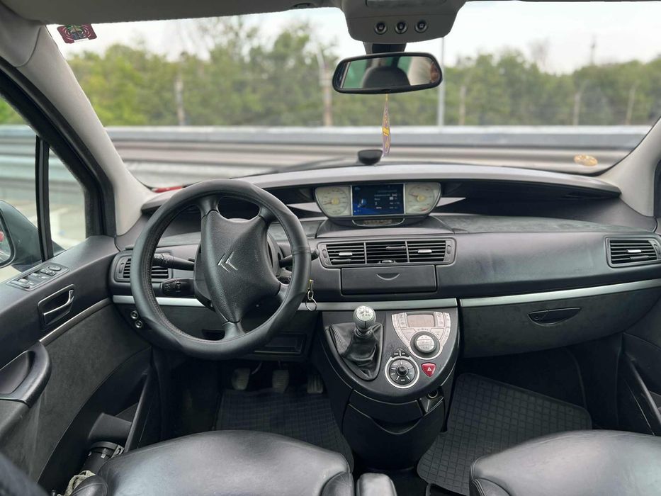Citroen C8