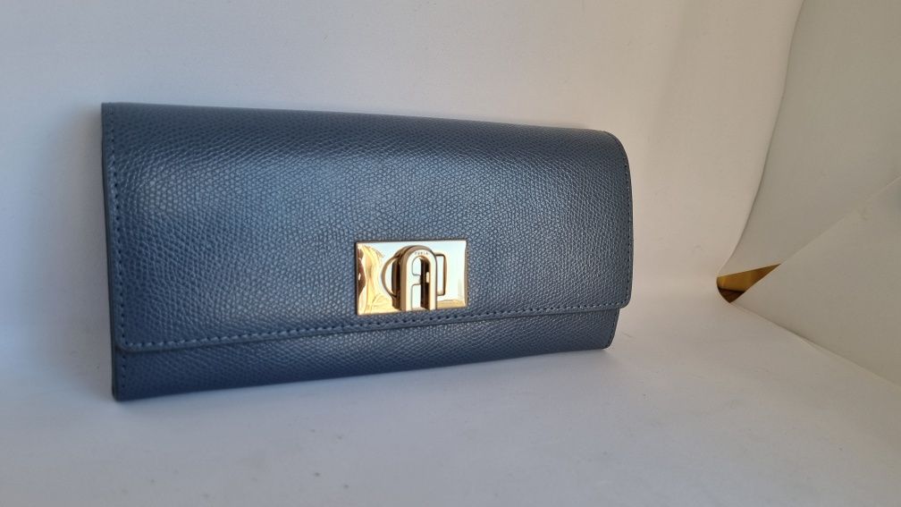 Дамски портфейл Furla