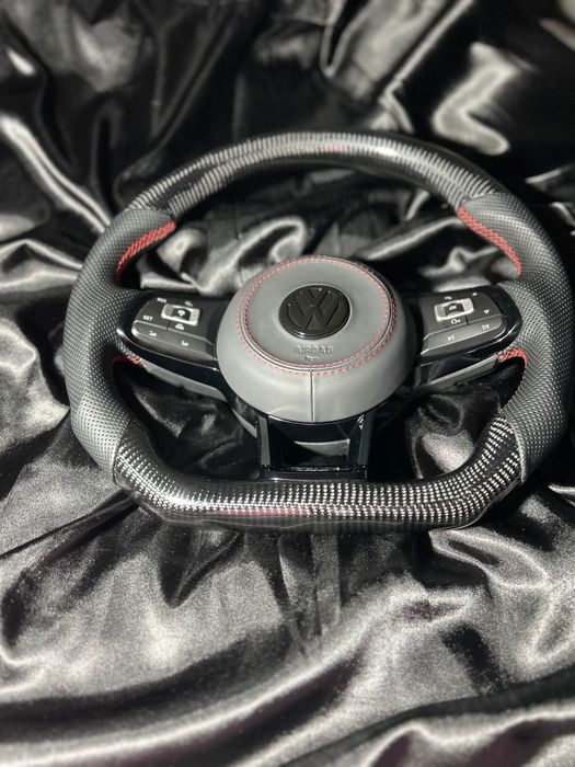 Volan Volkswagen Carbon Golf/Passat/Jetta/Tiguan/Touareg/Scirocco ETC