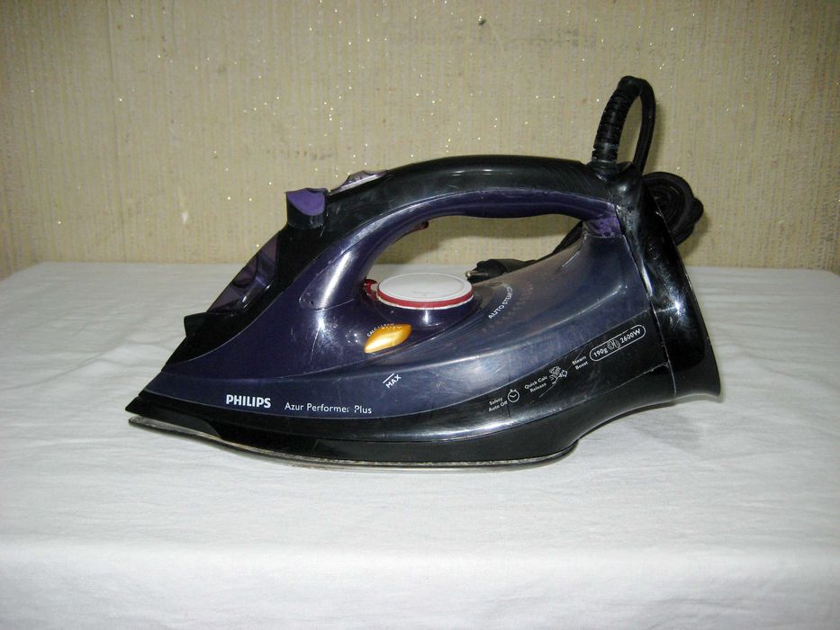 Утюг PHILIPS 2600W оригинал харошим рабочим состоянии!