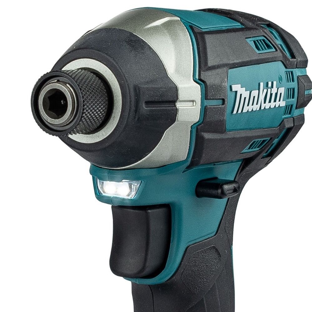 Импакт Makita DTD152Z 18V  165Nm