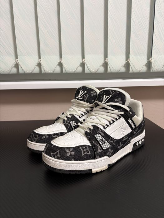 Обувки Louis Vuitton