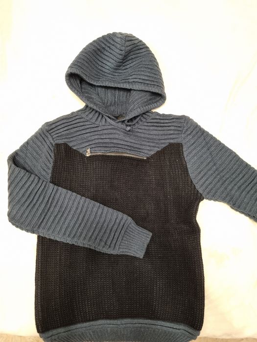 Продам мужскую кофту