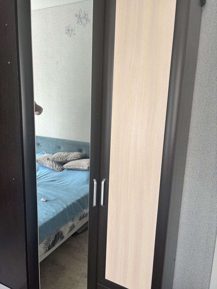Продам угловойшкаф
