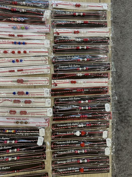 ЛОТ-ве Мартеници по 60бр.