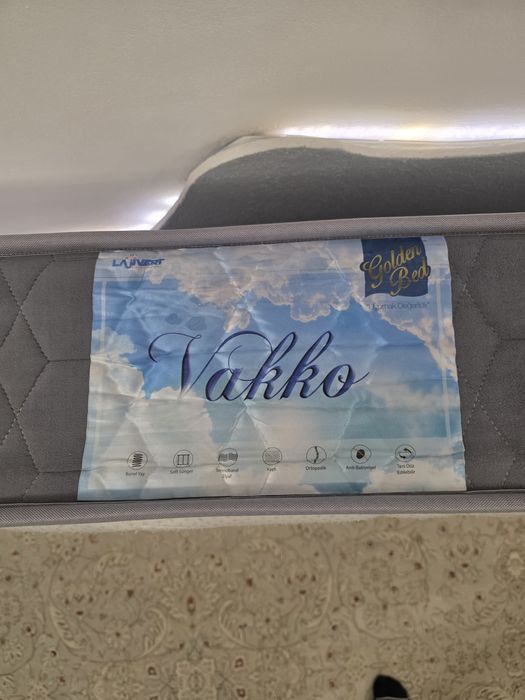 Матрас Varro в хорошем состояний