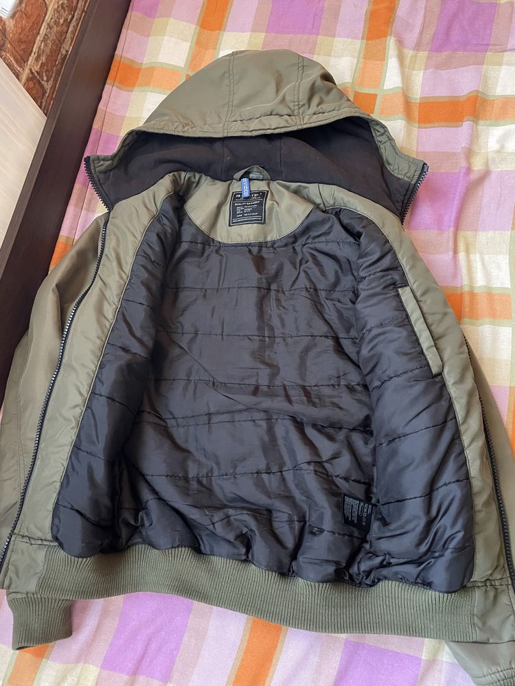 Яке dividcd H&M.