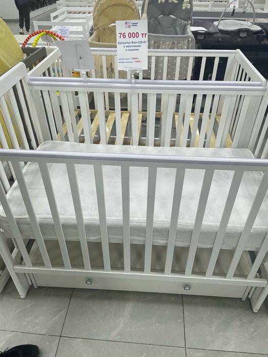 Кроватка детская