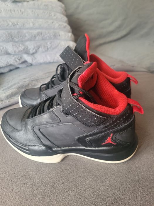 Vind Adidași Jordan  copii