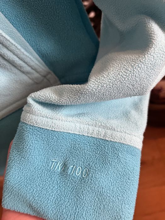 Hanorac Fleece North Face dama cu gluga. Stare foarte buna!