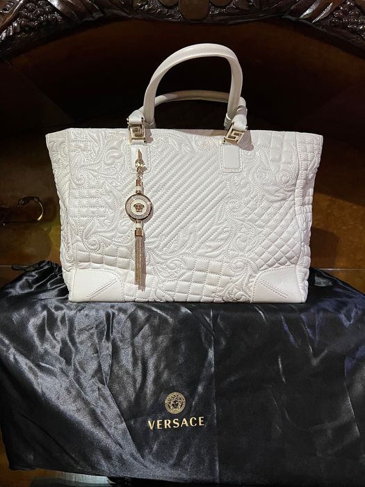 Versace Eletrra Vanitas чанта