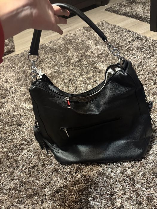 Poseta noua cu eticheta