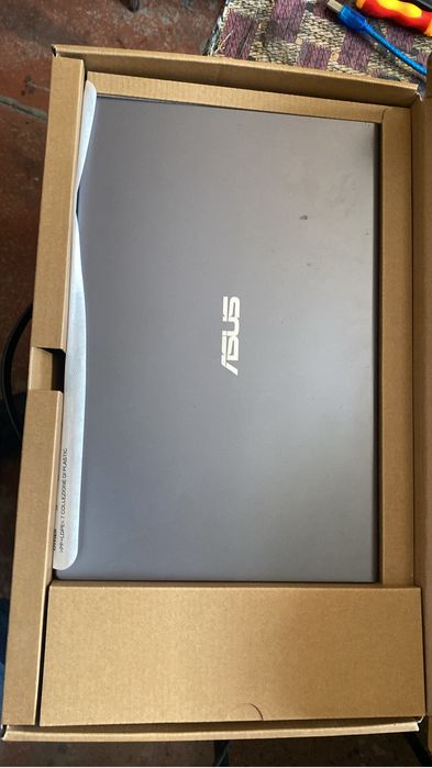 Lenovo intel core i7-1065G7 почти новый
