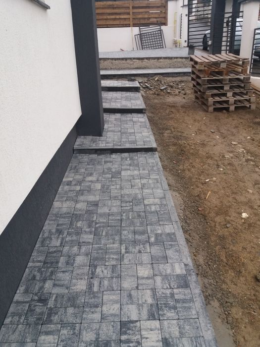 Montaj borduri pavaj.rigole piatra travertin gazon județul Iași