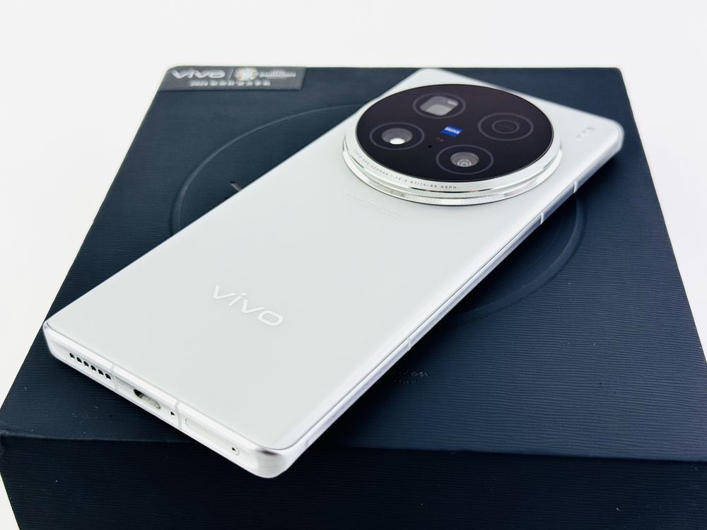 Vivo X100 Ultra 512GB 16RAM White Отличен! Гаранция!