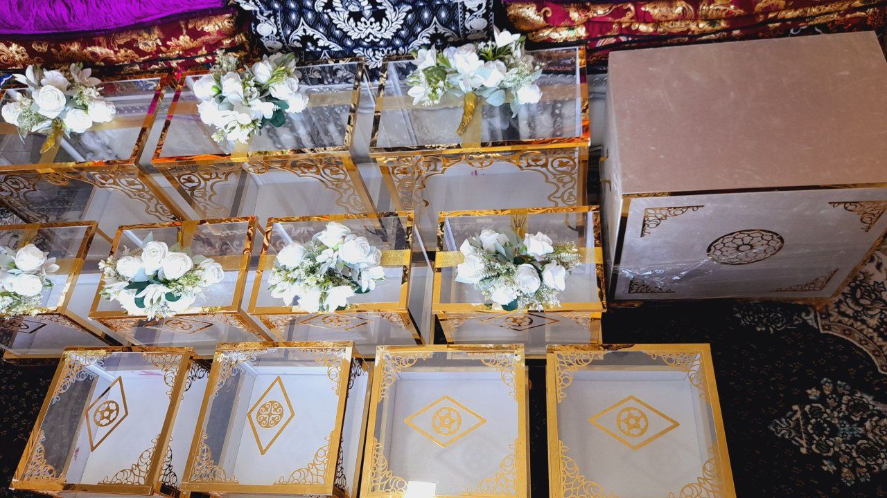Sarpo sandiqlar prokatga beriladi.400000 mingdan beriladi yana kelisha