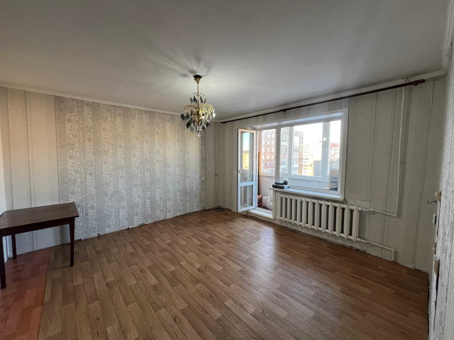 Продаю 3-комнатную на Голубых Прудах 6 этаж из 7, не угловая, улучш.