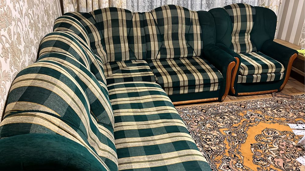 Угловой диван с креслом