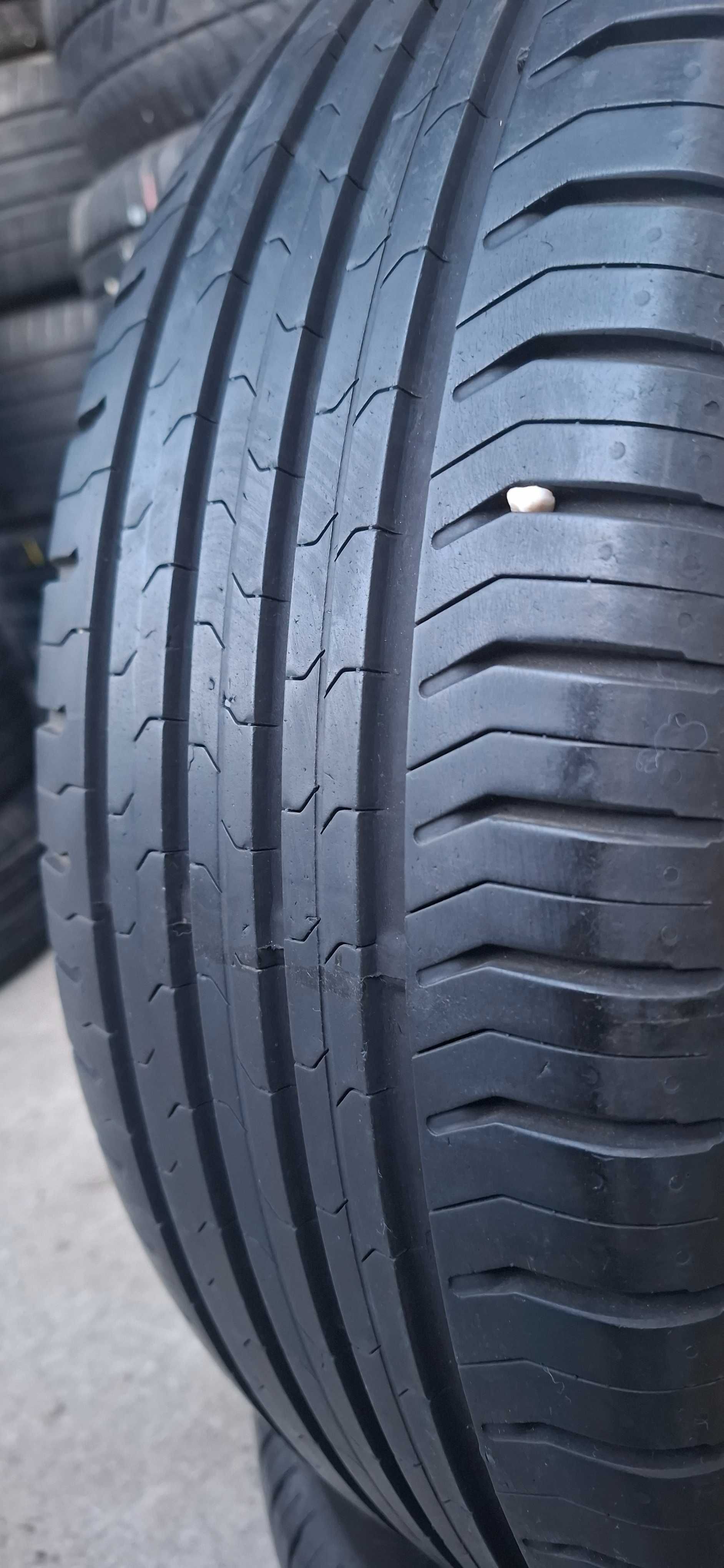 2бр. 215/55/17 Continental 6.3mm грайфер, дот 18г.
