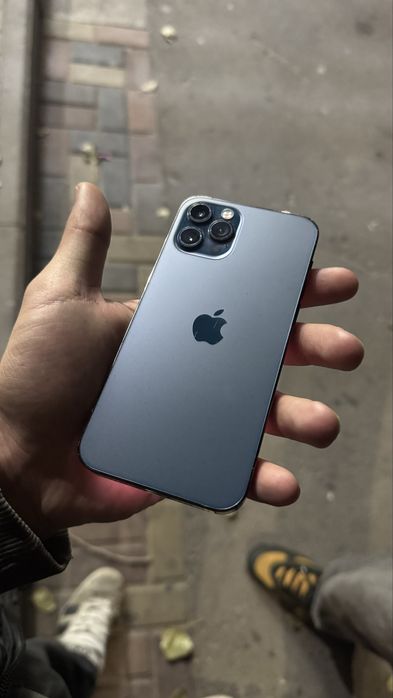 продам iphone 12 pro
