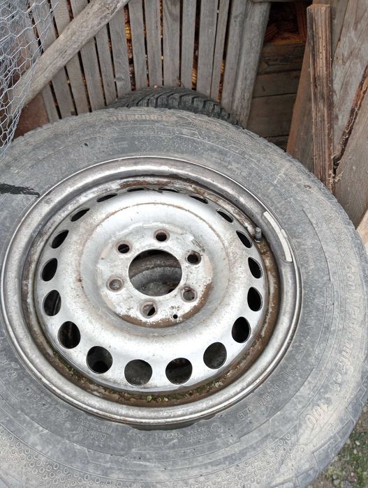 Vând 4 genti de Mercedes in 6 prezoane mai multe det