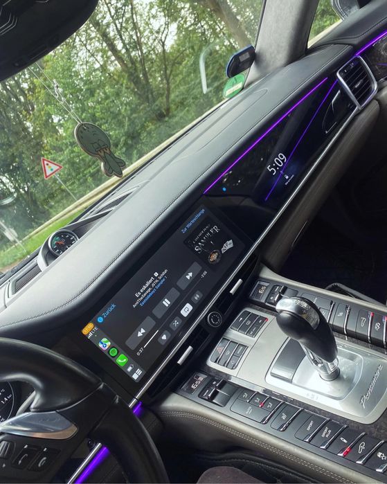 Двоен дисплей за Панамера + оптик бокс за Brumester