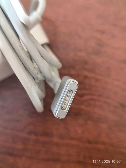 Оригинално зарядно 85W Apple MagSafe 2 за MacBook