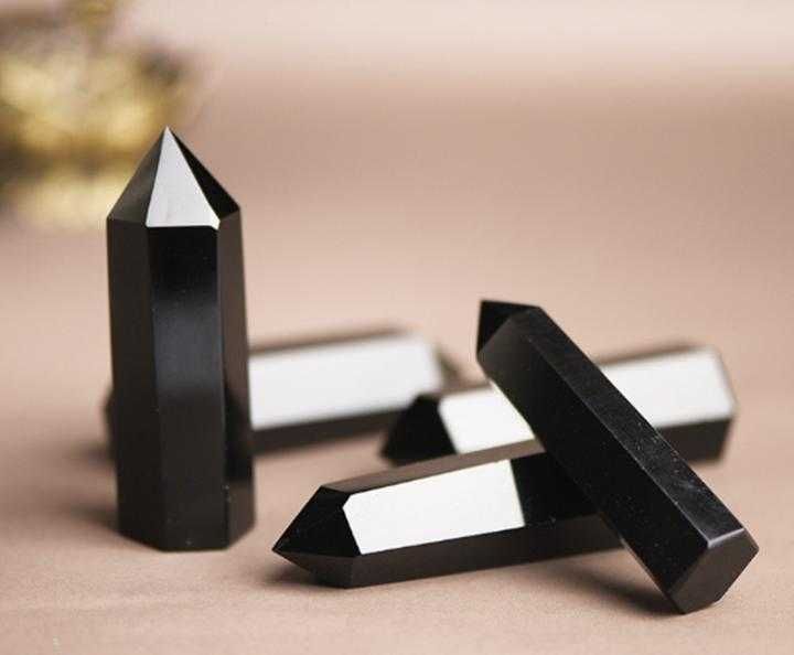 Пирамидален Обелиск Монокристал Полиран Черен Обсидиан Камък Закрилник