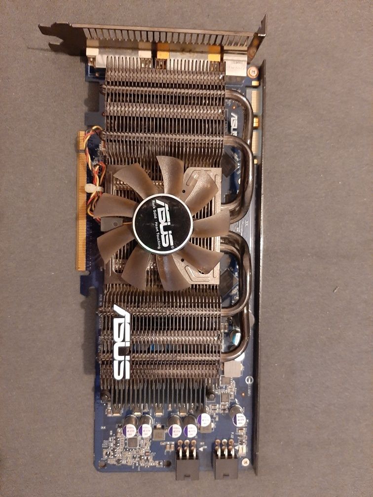 Asus Nvidia GeForce EN9800GTX+ DK