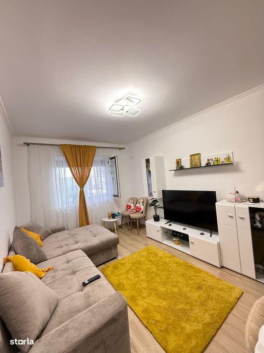 Apartament de închiriat – Str. Tineretului nr. 17 -390 € / lună