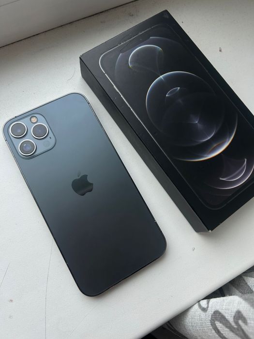 Продам Айфон 12 Pro Max