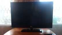 Телевизор LG в хорошем состоянии
