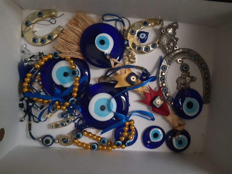 Сувениры обереги от сглаза.