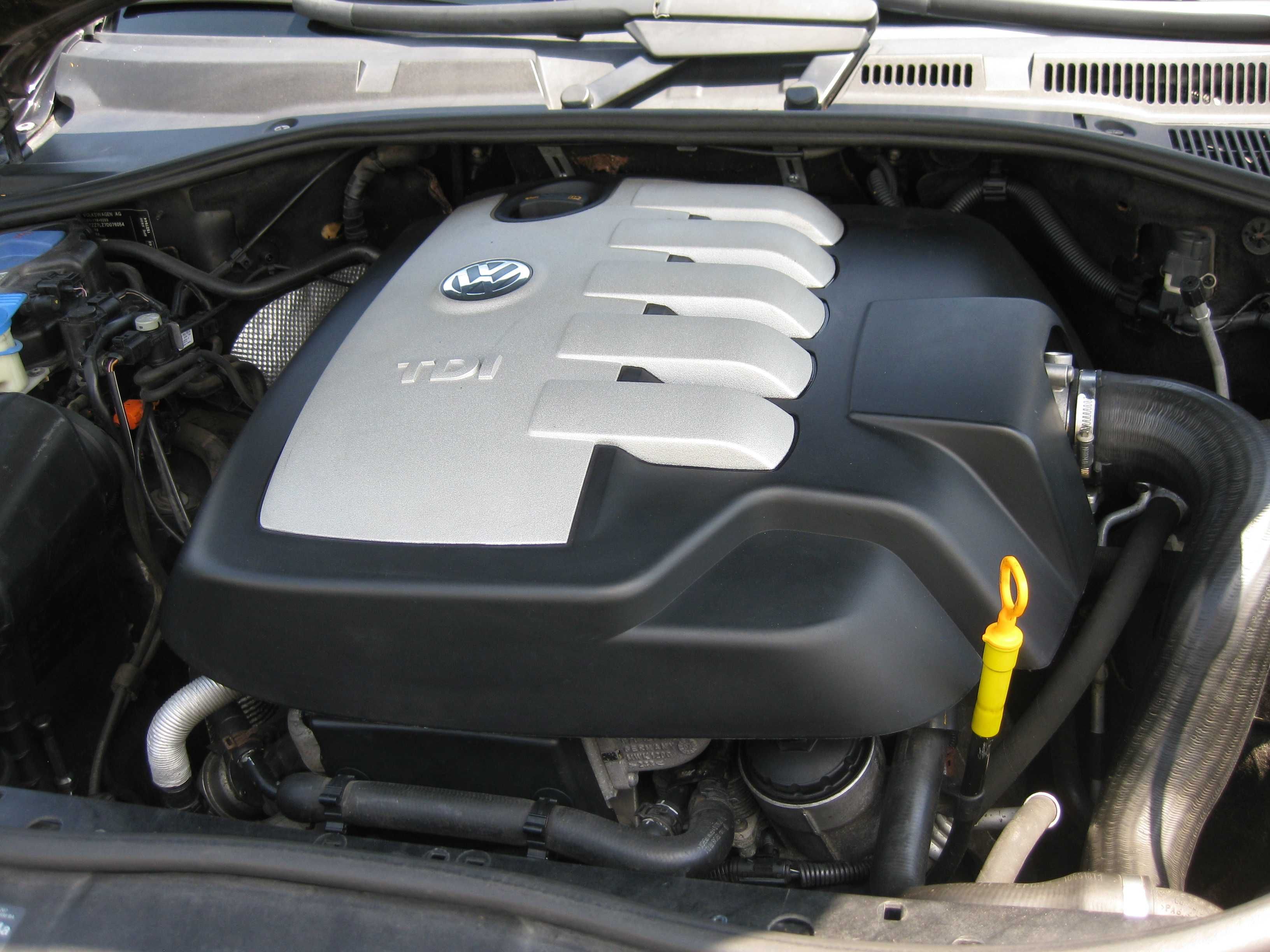 VW Touareg 2,5TDI - БАРТЕР !