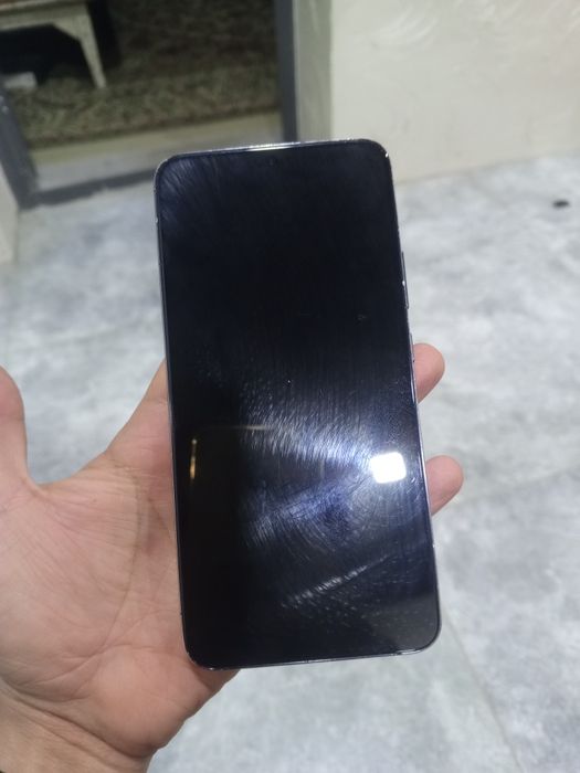 Samsung S22 Plus 8/128GB Vetnam Karopka dokument Holati Rasmda ime bor