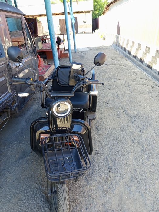 Продам Трицикл 200000тысяч