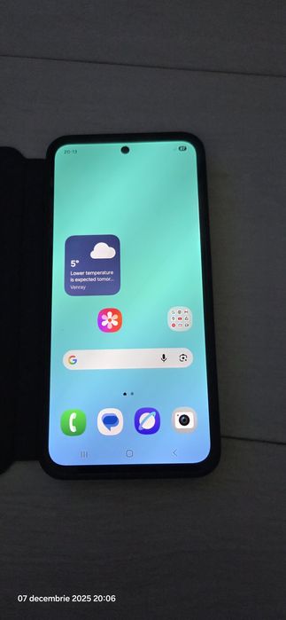 Samsung  S24 FE  Vând