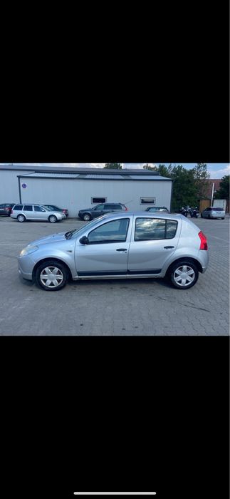 Vand dacia sandero motor  1.4