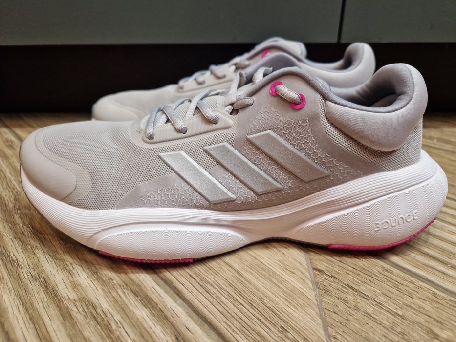 Оригинални дамски маратонки ADIDAS BOUNCE